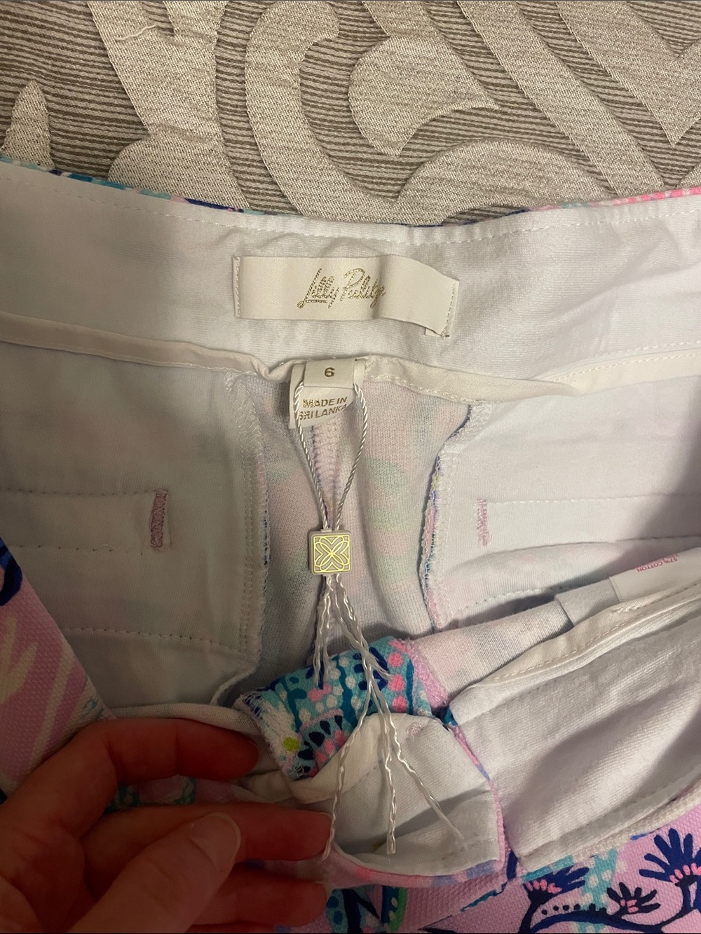 NWOT Lilly Pulitzer Lilac Freesia Mermaid For You Buttercup Knit Shorts Size 6 - Picture 2 of 4